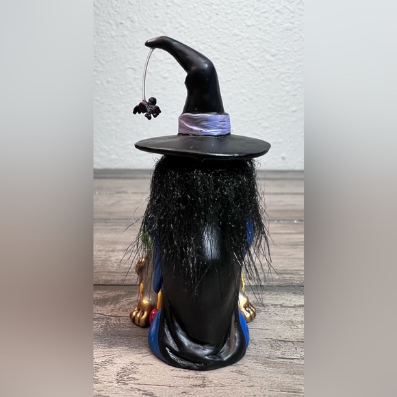 HALLMARK Keepsake Vintage 2004 NIB Halloween Ornament Witch MATILDA, THE COOK! - Picture 6 of 8